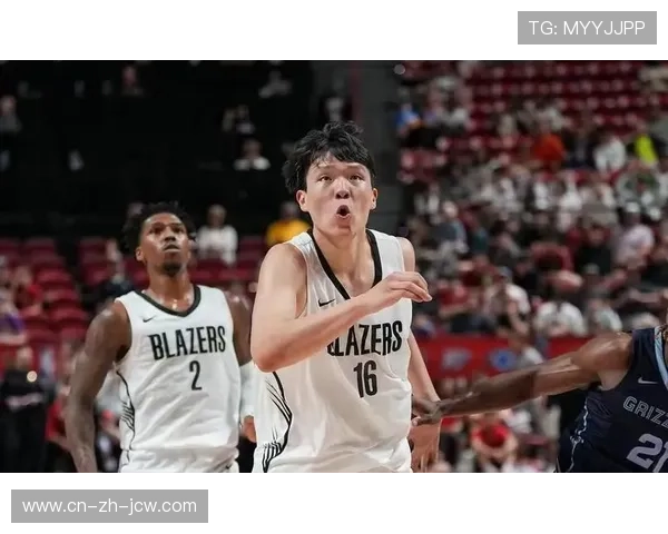 杨瀚森防守站位更加清晰护框表现稳健显著提升